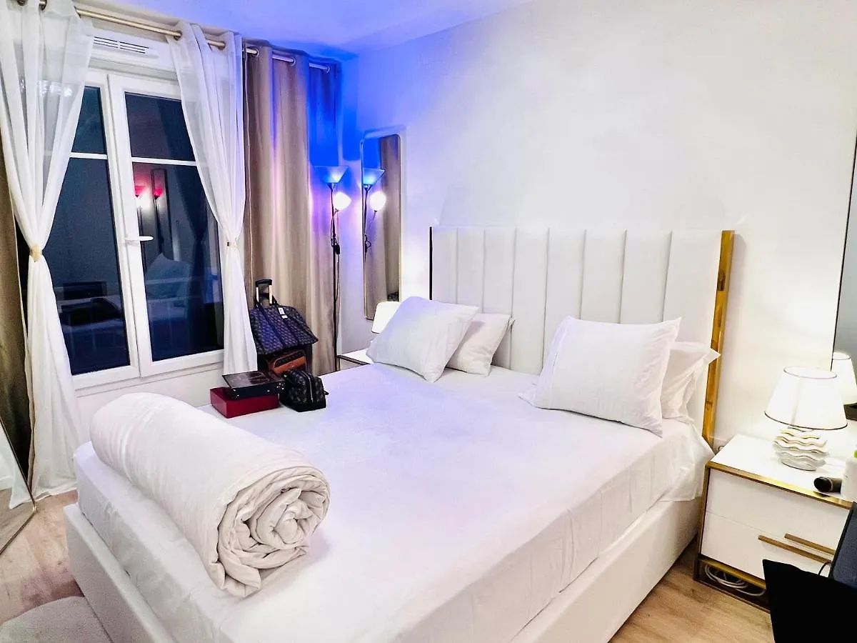 Les Residences De Djibril Le Blanc-Mesnil