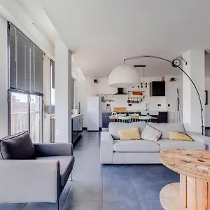 https://le-panoramique-ramblas-jean-jaurs.midi-pyreneeshotels.com