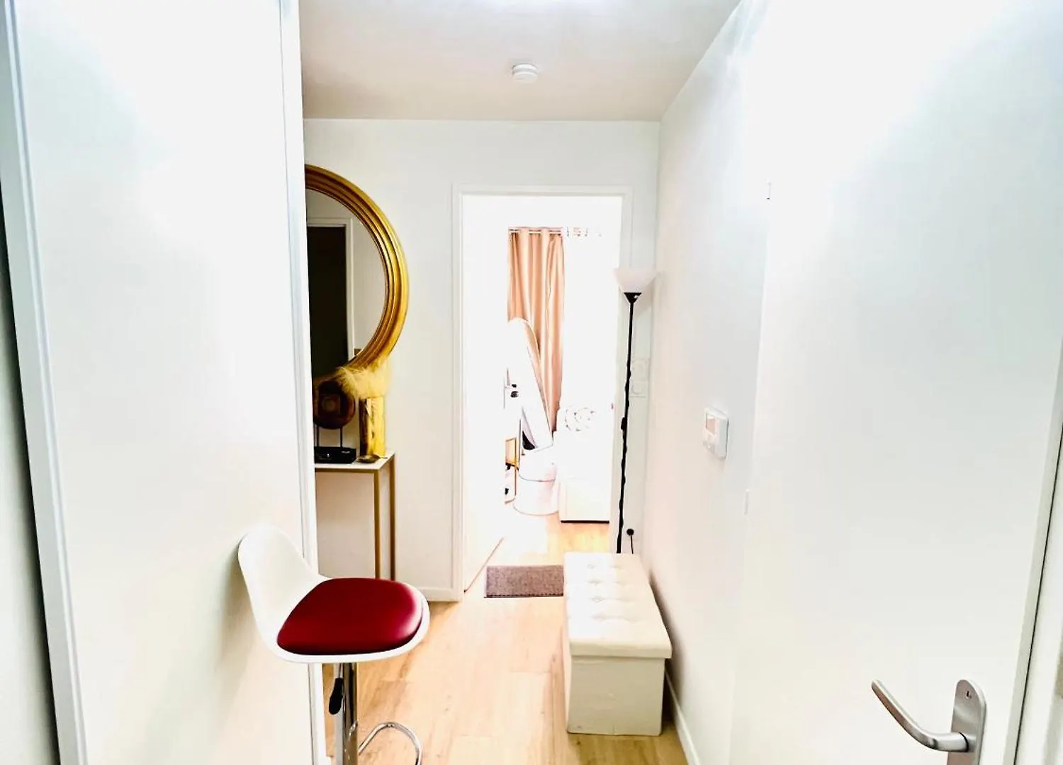 Les Residences De Djibril Le Blanc-Mesnil Δωμάτια σε οικογενειακή κατοικία
