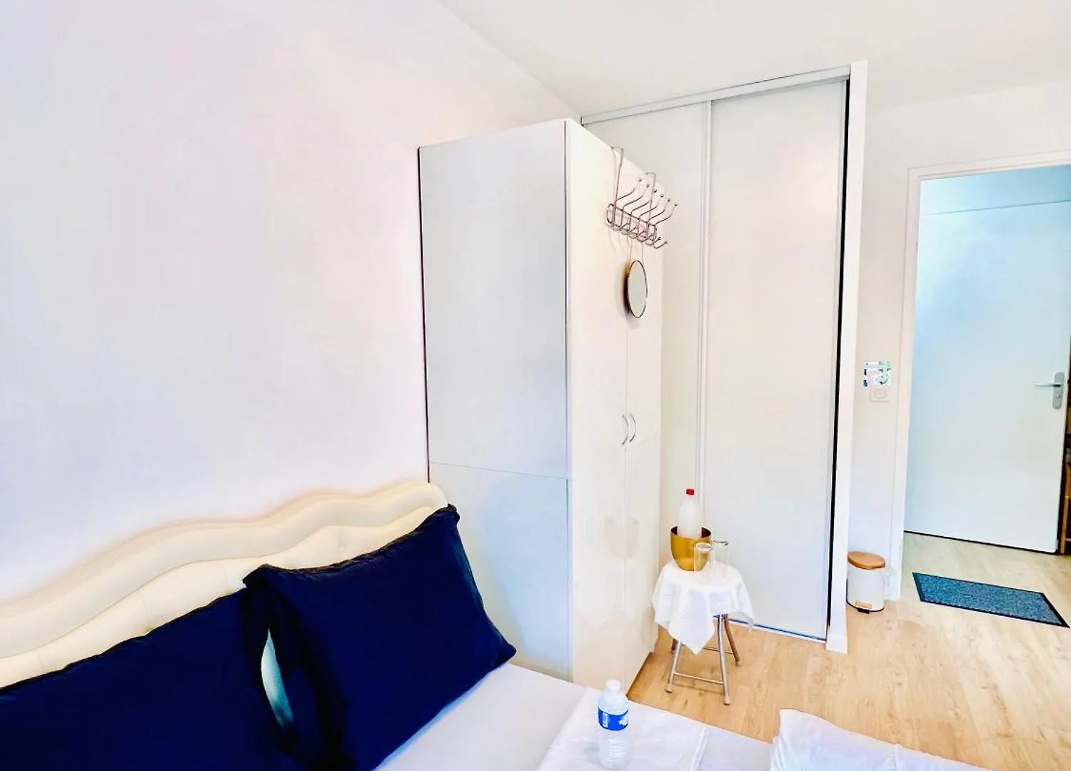 Les Residences De Djibril Le Blanc-Mesnil Δωμάτια σε οικογενειακή κατοικία