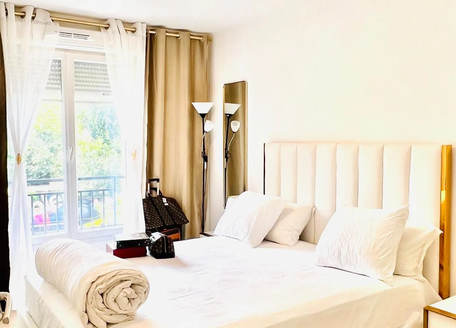 Les Residences De Djibril Le Blanc-Mesnil France