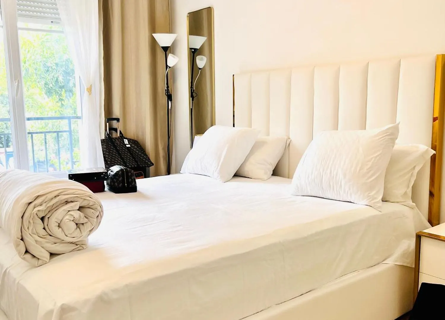 Les Residences De Djibril Le Blanc-Mesnil 0*,